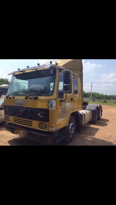 ขาย หัวลาก VLOVO   320แรง  2 เพลา  รถสวย พร้อมใช้งาน  ราคา  520,000  บาท