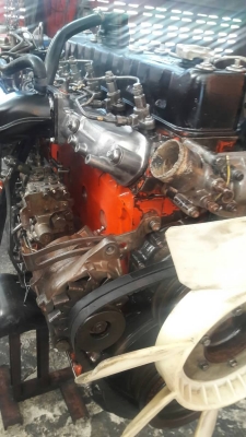 เครื่องยนต์อีซูสุ6SD1#240แรงม้าสวยสมบูรณ์ติดดีมากครับ