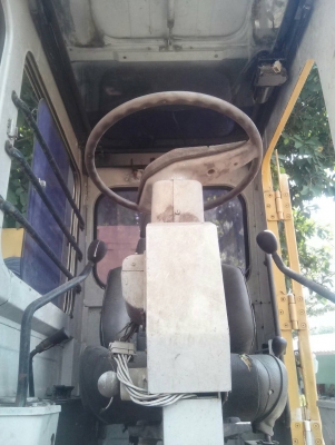 ขาย P C100/2 ล้อยาง 2 เพลา สภาพพร้อมใช้