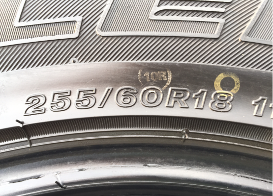 ยาง Bridgestone 255 60 18 กลางปี14 ดอกเต็ม ใช้ยาว ราคาไม่แพง