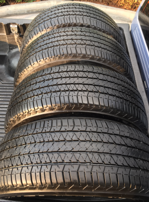 ยาง Bridgestone 255 60 18 กลางปี14 ดอกเต็ม ใช้ยาว ราคาไม่แพง