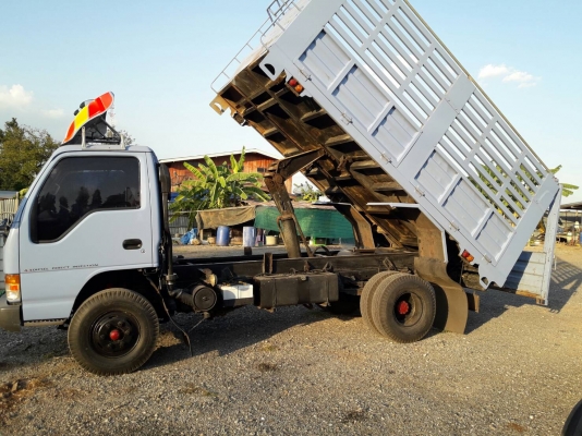 ขายรถหกล้อดั้มISUZU NPR รถห้างวางเครื่อง 165 แรงม้า 6BF1 คัทซีสวย แอร์พาวเวอร์ เบรคจิ๊บฟี่ สภาพพร้อมใช้งาน ขายรถหกล้อดั้มISUZU NPR รถห้างวางเครื่อง 165 แรงม้า 6BF1 คัทซีสวย แอร์พาวเวอร์ เบรคจิ๊บฟี่ สภาพพร้อมใช้งาน