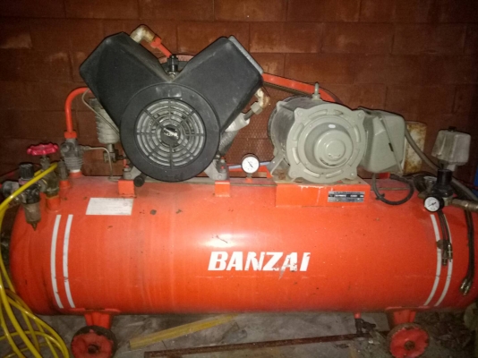 ปั้มลม Banzai 150 ลิตร 3แรง ไฟ 220