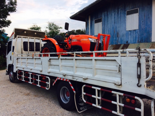 คูโบต้า L3208SP 4 WD รถเกรดA ใบมีดดันหน้าใหม่ ตัดหญ้าใหม่ ทำงาน 260 ชั่วโมง