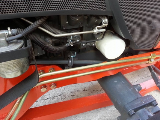 คูโบต้า L3208SP 4 WD รถเกรดA ใบมีดดันหน้าใหม่ ตัดหญ้าใหม่ ทำงาน 260 ชั่วโมง