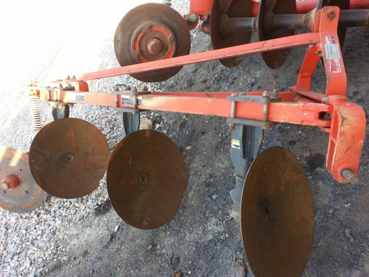 บุก 3 ตราช้าง งามๆ บุก 3 ตราช้าง งามๆ