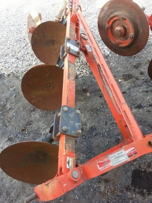 บุก 3 ตราช้าง งามๆ บุก 3 ตราช้าง งามๆ