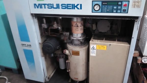 **ขายถูกๆปั้มลมสกรู มือสองจากญี่ปุ่น** Mitsui Seiki 30แรง สภาพสวยดีมาก พร้อมใช้ครับ