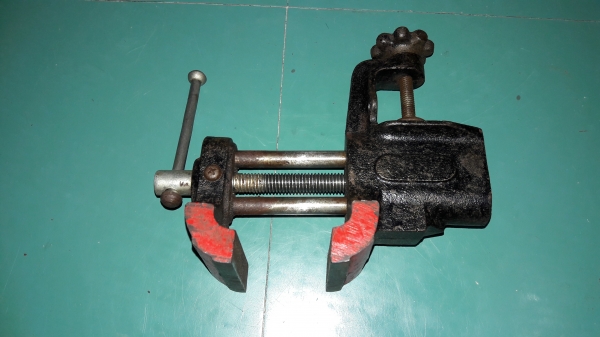 ขายปากกาจับชิ้นงานเก่าญี่ปุ่น Made in Japan.