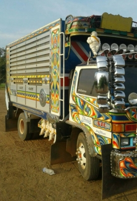 ขายรถบรรทุก 6 ล้อ ISUZU  NPR เครื่อง 115 ดั้มเกษตร เฟืองท้าย F (เจ้าของขายเอง)