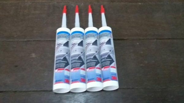 ซิลิโคน ไร้กรด กันเชื้อรา 3M ขาว 300ML ส่งฟรี Kerry Express