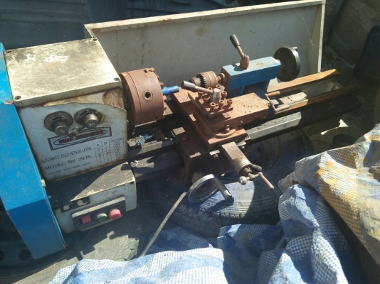 ขายเครื่องกลึง4ฟุต2เพลาไฟ2สายพร้อมใช้เก่าเก็บเกียร์บ็อกราคาเบาๆ0892224259