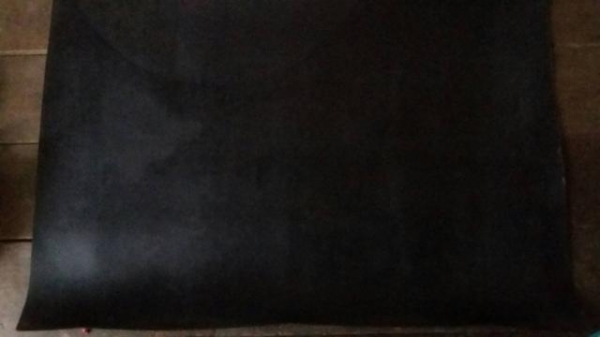 แผ่นยางสีดำ ความหนา 3 mm. ขนาด 1.00x0.70 เมตร