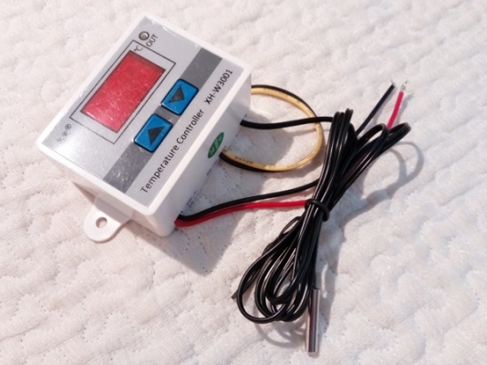 เครื่องควบคุมอุณหภูมิดิจิตอล 220 v