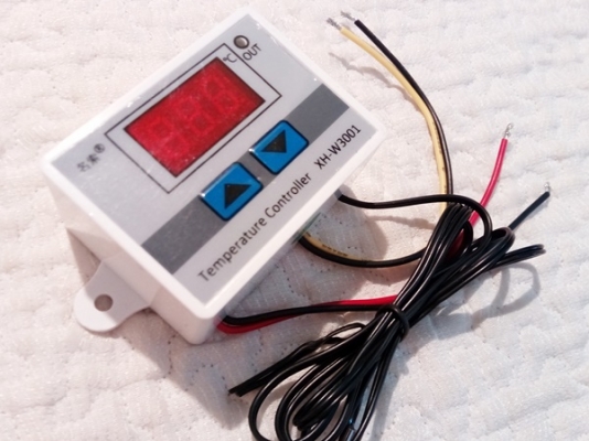 เครื่องควบคุมอุณหภูมิดิจิตอล 220 v