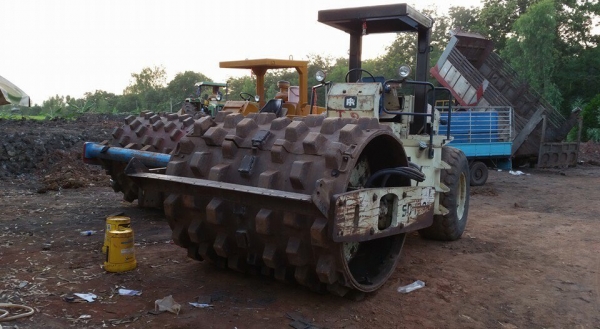 "750,000"ขายรถบดอิงเกลิ้นโซเเลน2เพลา2เปลือกเอกสารเล่ม