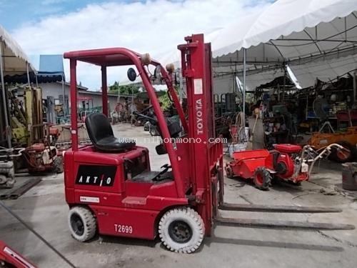 โปรโมชั่น!! รถยกไฟฟ้าTOYOTA 3FB9 ราคา68,000 บาท  รหัสสินค้า : 80803016 www.nihonmono.com