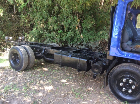 รถบรรทุก 6 ล้อ ISUZU NPR เครื่อง 4BD1 115 แรง ปี 44 (หัวครัชซี)