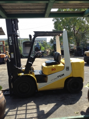 +++ ขายโฟล์คลิฟท์  T.C.M. FD30  ขนาด  3  ตัน  เครื่องยนต์ดีเซล  เสา  4  เมตร  เกียร์ออโตเมติค   งา 1,220  มม.  ยางตันใหม่ครับ
