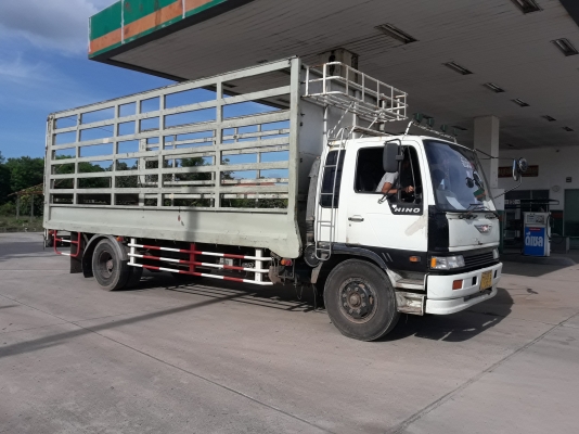 ขายFF3H 6 ล้อใหญ่ เครื่อง HO7D เครื่อง 195 แรงจิฟฟี่เพาเวอร์ ยาว 7.20 เมตร ทะเบียนพร้อมโอน ขายFF3H 6 ล้อใหญ่ เครื่อง HO7D เครื่อง 195 แรงจิฟฟี่เพาเวอร์ ยาว 7.20 เมตร ทะเบียนพร้อมโอน