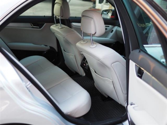 MerCeDes BenZ C200 KOM สีบรอนซ์เงิน ปี 2009