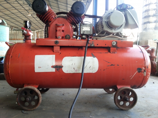 .....ขายปั้ลม meiji japan พร้อมใช้งาน.....