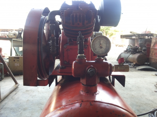 .....ขายปั้ลม meiji japan พร้อมใช้งาน..... .....ขายปั้ลม meiji japan พร้อมใช้งาน.....