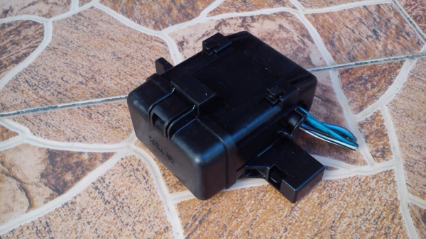 กล่องรีเลย์ TOYOTA ไม่ทราบรุ่น ไว้ถอดแยกรีเลย์เป็นอะไหล่