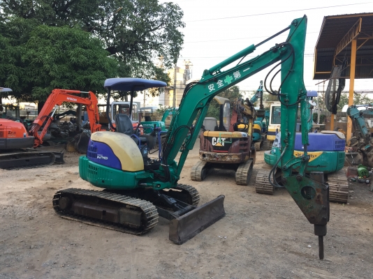 KOMATSU PC35MRX-1 (รุ่น9) สภาพนางฟ้าของจริง ชั่วโมงใช้งานแค่2,000 ช.ม กว่าๆ อามยาวพิเศษ หัวกระแทก+บุ้งกี้ KOMATSU PC35MRX-1 (รุ่น9) สภาพนางฟ้าของจริง ชั่วโมงใช้งานแค่2,000 ช.ม กว่าๆ อามยาวพิเศษ หัวกระแทก+บุ้งกี้