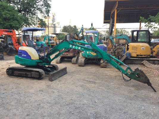 KOMATSU PC35MRX-1 (รุ่น9) สภาพนางฟ้าของจริง ชั่วโมงใช้งานแค่2,000 ช.ม กว่าๆ อามยาวพิเศษ หัวกระแทก+บุ้งกี้ KOMATSU PC35MRX-1 (รุ่น9) สภาพนางฟ้าของจริง ชั่วโมงใช้งานแค่2,000 ช.ม กว่าๆ อามยาวพิเศษ หัวกระแทก+บุ้งกี้