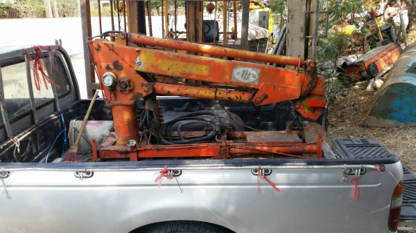 tractor-backhoe จัดส่ง เครน ขนาดเล็ก ให้ลูกค้าสระบุรีครับ ขอบคุณครับ