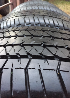 ยาง Bridgestone 255 60 18 ดอกเต็ม ใช้ยาว ราคาไม่แพง