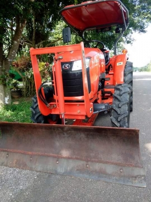 ขายรถไถคูโบต้า L3608 SP (4wd)2 เพลา พร้อมอุปกรณ์ครบ รถสวยเกรดเอ สภาพนางฟ้า90\%  สีเดิมๆ เลขไมล์ 300 นิดๆค่ะ