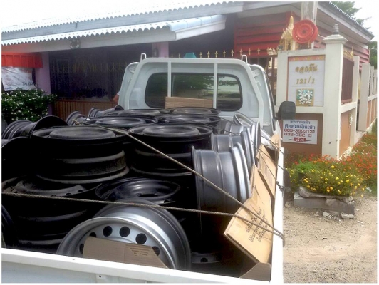 ขายล้อกระทะเหล็กอะหลั่ยแยกซื้อได้..เดินทางไกลมั่นใจมียางอะหลั่ย.หรือซื้อเยอะราคาพิเศษโทรและไอดีไลน์0896060456