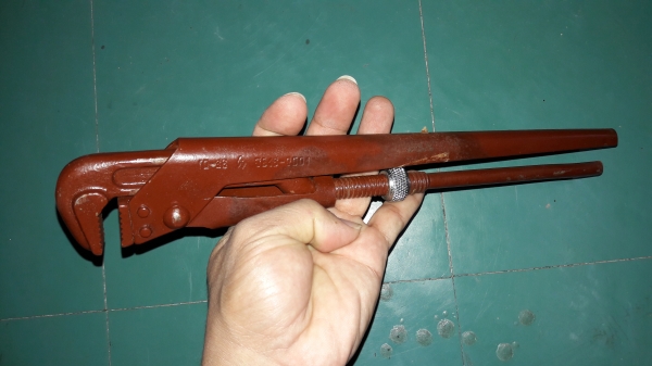 ขายคอม้ารัสเซีย 1 1/2" MADE IN USSR.ใหม่เก่าเก็บ