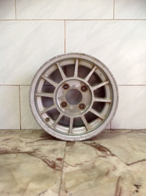 ขายล้ออะไหล่ FIN-1 ขอบ 13" 4 รู 110 กว้าง 5.5" ET13