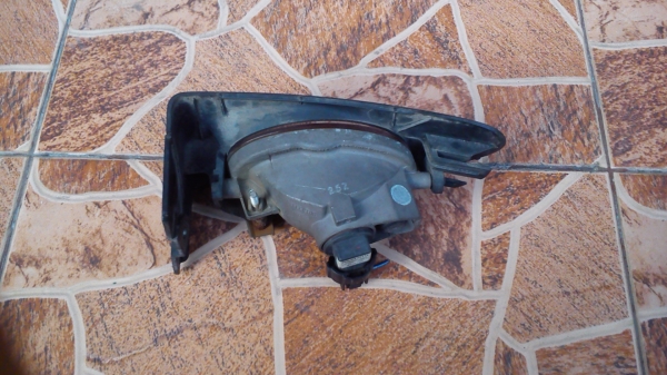 ไฟตัดหมอกเลนส์เหลือง ข้างขวา HONDA JAZZ GD แท้