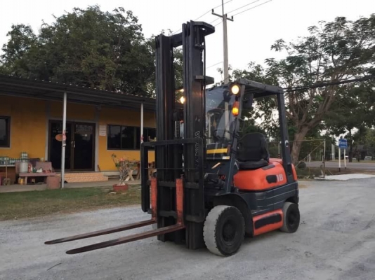 ขาย รถฟอร์คลิฟท์ TOYOTA รุ่น6  1.8ตัน เสา 6 เมตร เครื่องเบนซิน เก่าญี่ปุ่น โทร.090-986-2521 อ๊อบ
