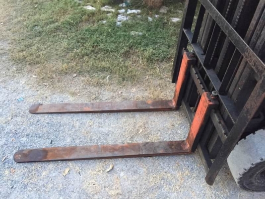 ขาย รถฟอร์คลิฟท์ TOYOTA รุ่น6  1.8ตัน เสา 6 เมตร เครื่องเบนซิน เก่าญี่ปุ่น โทร.090-986-2521 อ๊อบ