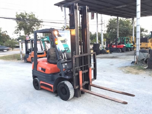 ขาย รถฟอร์คลิฟท์ TOYOTA รุ่น6  1.8ตัน เสา 6 เมตร เครื่องเบนซิน เก่าญี่ปุ่น โทร.090-986-2521 อ๊อบ