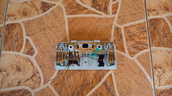 ไฟส่องแผนที่ Volkswagen Passat B5 ไฟส่องแผนที่ Volkswagen Passat B5