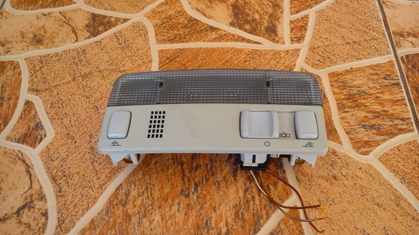 ไฟส่องแผนที่ Volkswagen Passat B5 ไฟส่องแผนที่ Volkswagen Passat B5