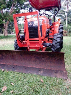 ขายรถไถคูโบต้า L3608 SP (4wd)2 เพลา สภาพนางฟ้าสีเดิม  ใช้งานน้อย เลขไมล์ 200 นิดๆ