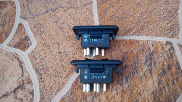 สวิตช์ กดขึ้น-ลงกระจก Benz 190E ด้านหลัง สวิตช์ กดขึ้น-ลงกระจก Benz 190E ด้านหลัง