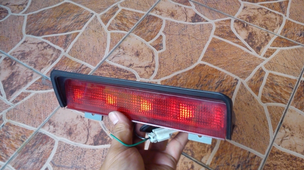 ไฟเบรคหลัง ดวงที่สาม MITSUBISHI RVR ไฟเบรคหลัง ดวงที่สาม MITSUBISHI RVR