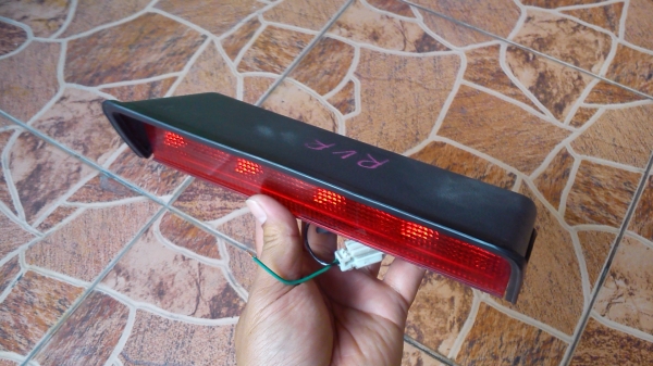 ไฟเบรคหลัง ดวงที่สาม MITSUBISHI RVR ไฟเบรคหลัง ดวงที่สาม MITSUBISHI RVR