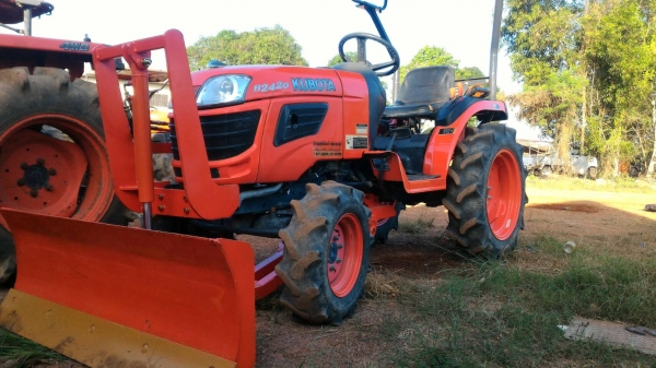 ขายรถไถ KUBOTA  B2420 แถมดันหน้าใหม่ ราคา 190,000 อ.แกลง จ.ระยอง  มีบริการขนส่งทั่วไทย DC Tractor Rayong 0818618678,0899347475 https://www.facebook.com/DC-Tractor-Rayong-3071545327&hellip;/shop&hellip; id line=081-8618678 id line=089-9347475