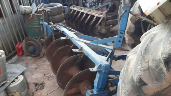 Ford 6600ตรารวงข้าว ตัวสุดท้าย หาง5 ใบดัน เครื่องดี ไฮดรอลิคดี ยกไม่มีตก เอกสารสัญญาชื่อขายจร้า