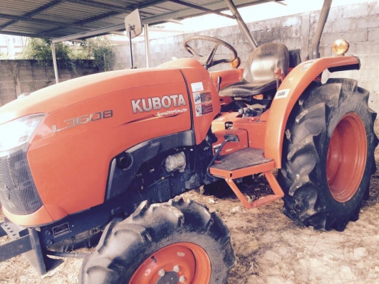 รถไถ KUBOTA  L3608.   ( รถทำงาน 6,xx กว่า ซม. ) , ( รถ 2 เพลา. )     สนใจติดต่อ  081 - 6079515