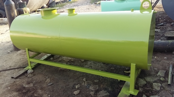 ขายถังน้ำมันมือสองขนาด 1100 ลิตร หนา 5 มิล กว้าง 78ซ. ยาว2.44ม.สภาพสวยมากค่ะ